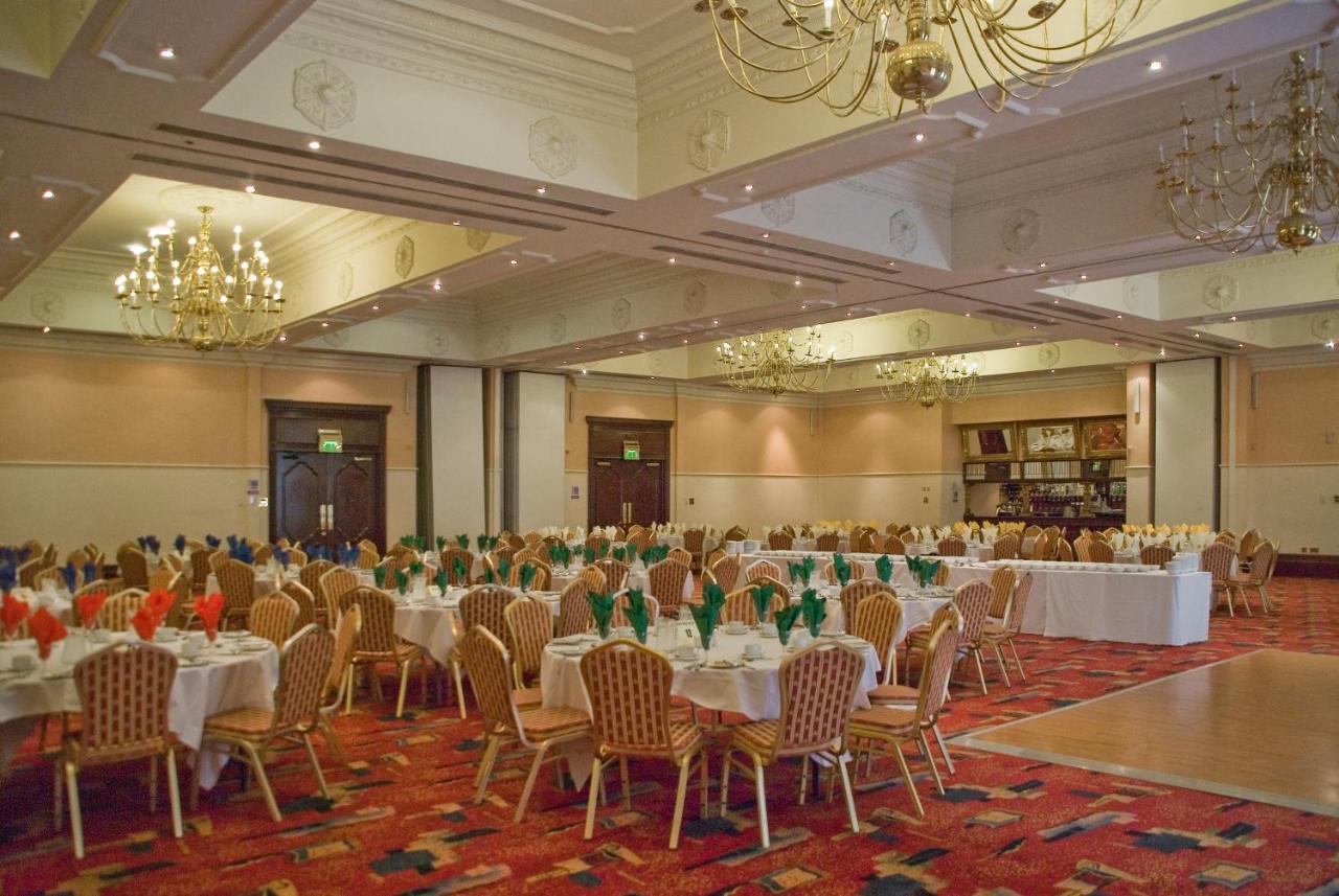 Royal Court Hotel & Spa Coventry Exterior foto